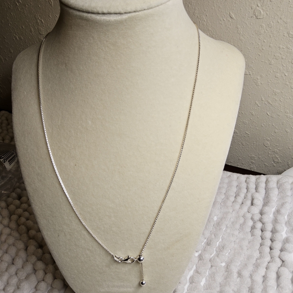 NFSSterling silver necklace
